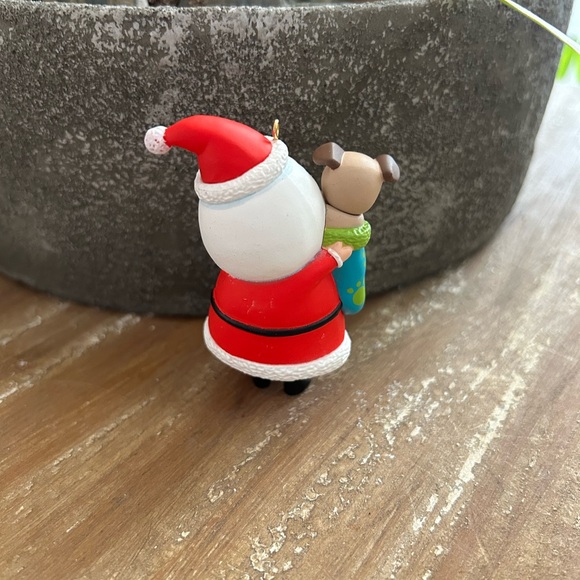 Hallmark VIP ornament. - Picture 3 of 5